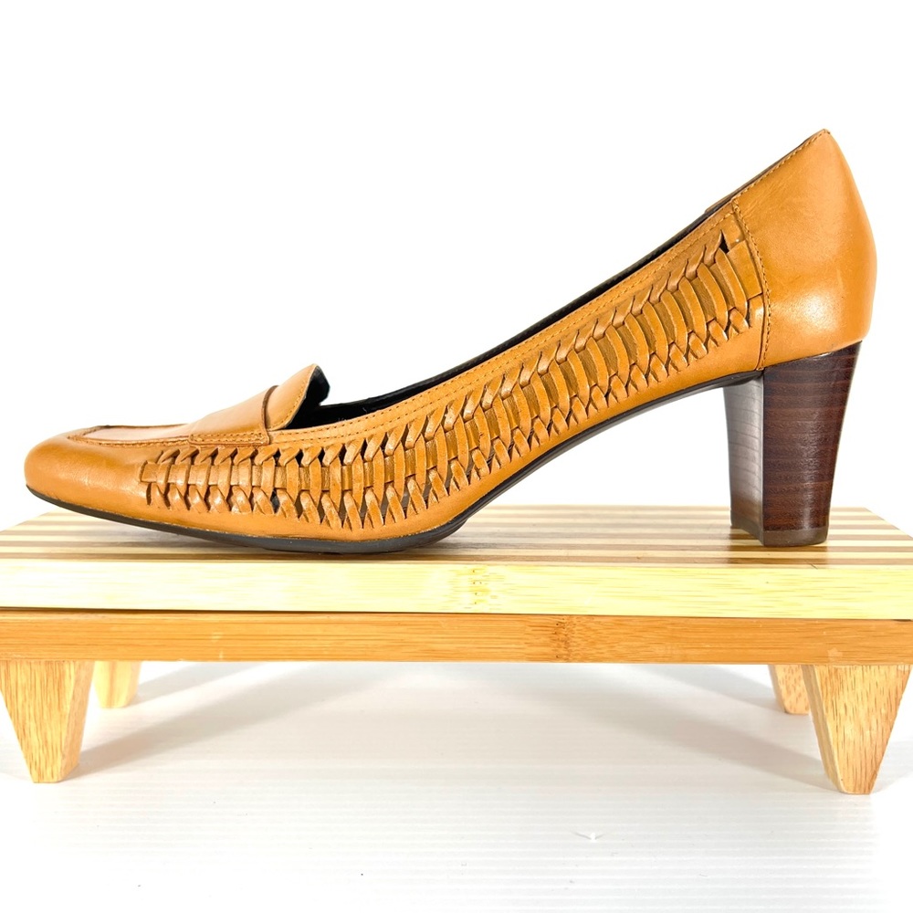 Etienne Aigner Sz 9M Genuine Leather Loafer Pump Heel Brown Drew Closed Toe